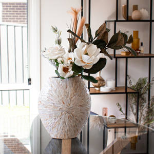 Meilleures ventes Vases en nacre Décor OEM Variété de taille Utilisation pour la décoration Emballage personnalisé Fabriqué au Vietnam Fabricant - Product Image 4