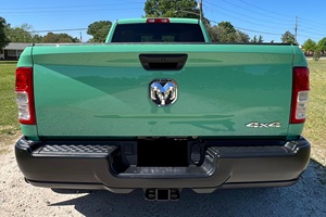 Raam 3500 Tradesman 2022, Cabina Doble 4x4, Gasolina, Bajo Kilometraje - Product Image 3