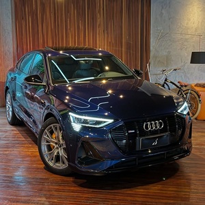 Audi e-tron Sportback Premium Plus 2022, el más vendido, con doble motor, tracción total y sistema de suspensión neumática adaptativa. - Product Image 1