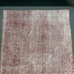 Alfombra Turca de 2.8x5.2 pies, Alfombra Pequeña Vintage, Alfombra Sólida Roja y Blanca - Product Image 3