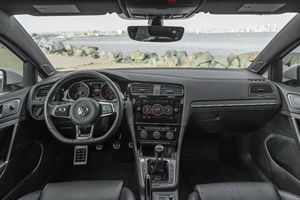 Volkswagen GTI SE 2019 d'occasion en excellent état - Product Image 1