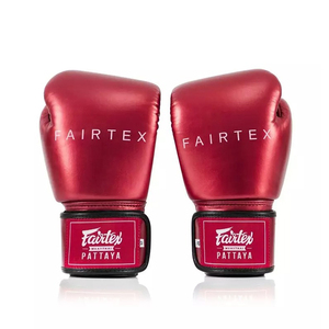 Gants de boxe d'extérieur personnalisés en cuir de vachette imperméables et légers pour l'entraînement, le sparring, le MMA et le Muay Thai - Product Image 2