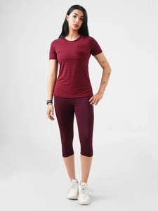 2025 personnalisé haute qualité vêtements gymnastique course sport à manches courtes vêtements actifs été femmes imprimé Slim Fit chemises col rond - Product Image 3
