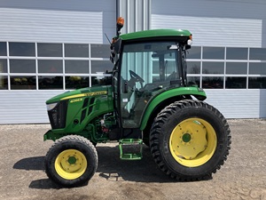 รถแทรกเตอร์จอห์นเดียร์ 4066R มือสอง ขับเคลื่อน 4 ล้อ พร้อมบุ้งกี๋หน้า สำหรับงานไร่และสวน ขาย - Product Image 6