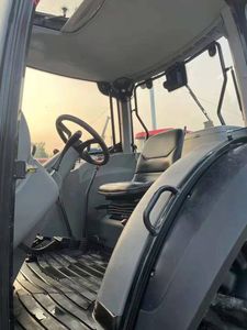 2024 4WD M904 lovol รถแทรกเตอร์แมสซีย์เฟอร์กูสัน70HP 40HP เครื่องยนต์75HP ปั๊มกระปุกเกียร์ - Product Image 4