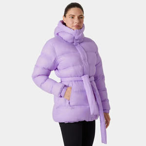 Chaqueta de Invierno Acolchada para Mujer, Estilo Parka, con Capucha Ajustable, Diseño Personalizado de Alta Demanda, Marca OEM, Modelo Grace - Product Image 1