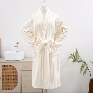 เสื้อคลุมมีกระเป๋าสำหรับผู้หญิงผ้าฟลีซเนื้อนุ่มสำหรับฤดูหนาว - Product Image 3