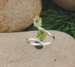 Peridot Gemstone Ring 925 Sterling Silver Rhodium Plated Handmade Jewelry February Birthstone Gift for Women Elegant Luxury - Product Image 3