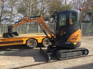 Miniexcavadora CX26C usada al por mayor para máquina Case en venta - Product Image 2