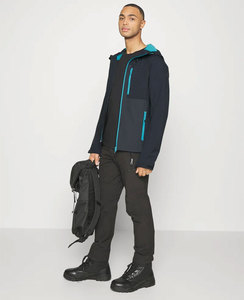 Veste de haute qualité 100% polyester pour homme, tissu softshell d'automne, isolée, respirante, pour le ski, la randonnée, col montant, style urbain - Product Image 3