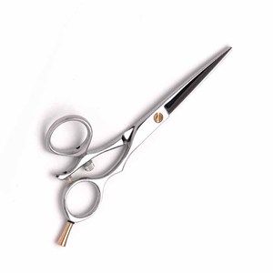 Tijeras de corte de pelo de acero alemán Acabado Pulido Venta al por mayor Tijeras de peluquería con anillo ajustable - Product Image 2