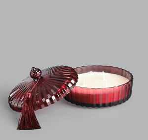 Vela Aromática de Terciopelo Vertido con Aroma Fresco, Rojo Carmesí de Medianoche, Rojo Lujoso, Hecha a Mano, Orgánica, No Tóxica, de Larga Duración, en Frasco de Vidrio - Product Image 2