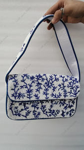 Bolso de Hombro con Cuentas de Coral, Hecho a Mano en India, para Mujer, Bolso de Lujo para Fiesta de Noche, Diseño Artístico - Product Image 3