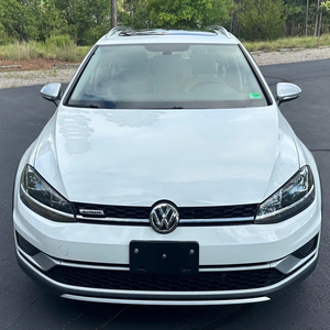 Volkswagen Golf Alltrack SE 2019 Usado, Sin Reserva, Transmisión Manual de 6 Velocidades, Motor Turbo de 4 Cilindros, Sin Modificaciones - Product Image 1