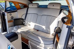 Rolls Royce Phantom Coupé 2016 con Volante a la Izquierda - Product Image 4