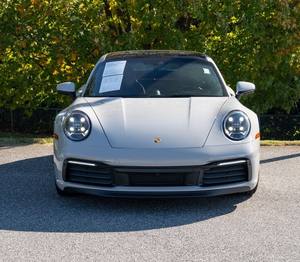 Magnifique 911 Carrera S SUV Turbo Automatique Blanc 2024 d'occasion avec jantes en alliage, sièges en cuir, navigation premium et démarrage à distance - Product Image 1