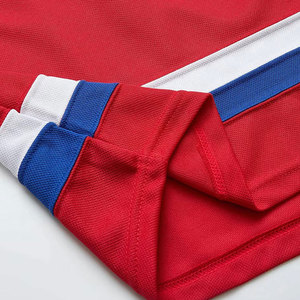 Maillot de hockey sur glace élégant avec matière respirante, parfait pour les entraînements et les tenues de sport décontractées. - Product Image 5