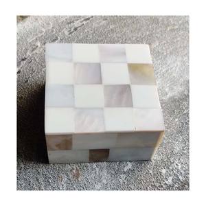 Caja de Monedas Cuadrada de Nácar de Piedra India Hecha a Mano, 2x2x1 Pulgadas, Gama de Precios Baja, Para Bodas y Decoración del Hogar - Product Image 2