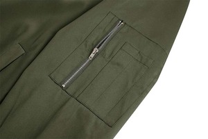 Nouveau style de veste universitaire pour hommes vêtements de sport confortables à séchage rapide avec logo personnalisé sur le devant couleur unie service OEM - Product Image 5