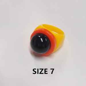 Anillo de Resina de Moda Colorido, Hermoso, Pulido a Mano, de la Mejor Calidad, Personalizado al por Mayor, para Mujer, de la India - Product Image 3