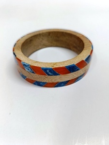 Brazalete de madera ecológico para mujer Brazalete de madera de color natural Brazalete de madera para uso en bodas Fabricación en India - Product Image 2