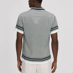 Camisas de hombre con cuello cubano estampadas, manga corta, 100% poliéster, nuevo estilo, en venta. - Product Image 2