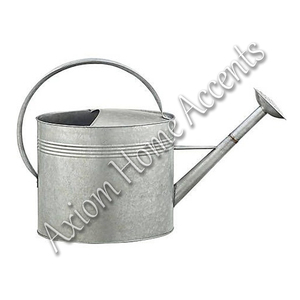 Axiom Home Accents Arrosoir artisanal argenté de style moderne élégant en métal pour plantes d'intérieur - Product Image 1