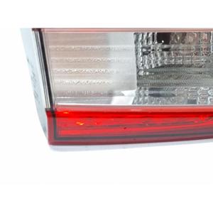LUZ DE FRENO TRASERA IZQUIERDA INTEGRADA EN LA PUERTA SUBARU XV Series (GT) 84251-FL051 (17>) - Product Image 5