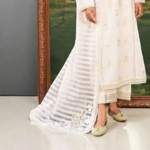 Style indien pakistanais dames costume de broderie décontracté prêt à porter chemise longue avec bas et Dupatta à vendre - Product Image 5