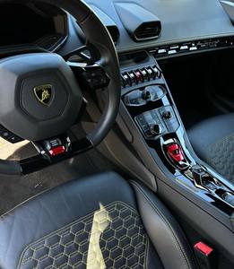 Lamborghini Huracan LP580-2 Coupé AWD 2019 d'occasion en excellent état, sans accident, conduite à gauche/droite - Product Image 2