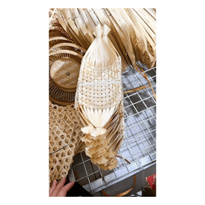 Bateau en bambou tissé à la main, fabriqué à partir de bambou durable, pour présenter des collations, des repas et des buffets, fait à la main au Vietnam - Product Image 5