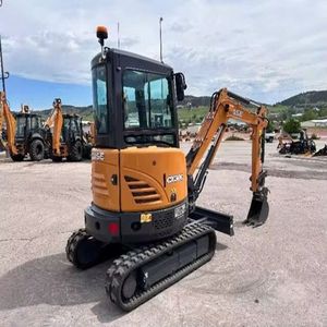 Miniexcavadoras CASE CX30C usadas de calidad en venta a precio económico, entrega rápida, excavadora pequeña de alto rendimiento y gran potencia. - Product Image 1