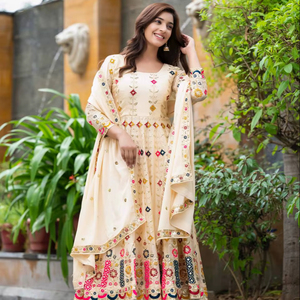 Party Wear Look Anarkali Suit-Pent y parte inferior con trabajo de bordado de secuencia - Product Image 1
