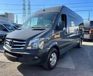Mercedes-Benz Sprinter V6 AWD 2022 Usada, Camper Todoterreno - Product Image 1