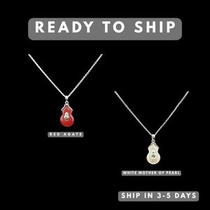 จี้เงินแท้ 925 รูปน้ำเต้าจีน |   แคลซิโดนีธรรมชาติและทซาโวไรต์ |   เครื่องประดับสัญลักษณ์แบบกำหนดเองของ OEM - Product Image 4