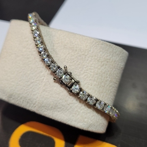 Bracelet de tennis simulant diamant en argent sterling 925 de luxe pour femme-Bijoux de bracelet d'éternité Moissanite élégants classiques - Product Image 4