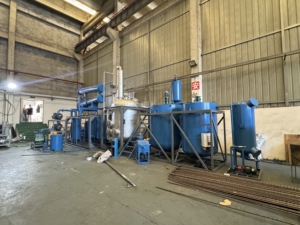 Usine de distillation d'huile usagée facile à utiliser pour la production d'huile de base et de diesel - Product Image 2