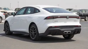 CHANGAN UNI V 2024 USADO, Volante a la Izquierda/Derecha - Product Image 2