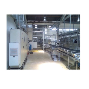 Ligne de production complète de boissons gazeuses de qualité d'exportation avec machine automatique de rinçage, de remplissage et de bouchage des bouteilles disponible à la vente - Product Image 3