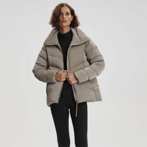 Vente en gros de doudounes d'hiver pour femmes manteaux chauds et légers avec isolation de qualité supérieure par temps froid - Product Image 5