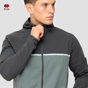 ชุดวอร์มผู้ชาย Ryan Pro Gear แบบสั่งทำพิเศษ คุณภาพพรีเมียม ผ้าสวมใส่สบาย พร้อมโลโก้สั่งทำ ODM OEM - Product Image 4