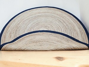 <b>Round</b> Jute Area Rug with Navy Border Handcrafted Modern Flat Pile Non-Slip for Dining Room - Product Image 2