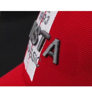 Casquette de baseball de luxe brodée sur mesure à 5 panneaux Casquette de sport de plein air à bord incurvé avec logo brodé à la main directement du fabricant - Product Image 2