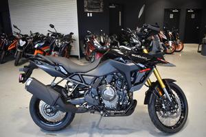 Venta de Motocicleta Todoterreno 2025 V-Strom 800DE Suzuki, 100% Original de Fábrica Sellada con 1 Año de Garantía - Product Image 3