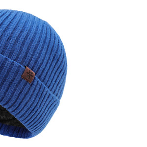 Bonnets unisexes élégants et chauds en acrylique doux Parfait pour l'hiver, mode décontractée ou marque promotionnelle - Product Image 2
