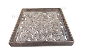 Plateau carré en bois de manguier de luxe sculpté à la main plateaux de service décoratifs en bois pour hôtels restaurants cuisine restauration en gros - Product Image 5