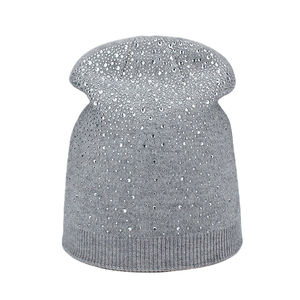 Gorro Jacquard con diamantes de imitación de primera calidad para hombres y mujeres con gorro de estilo callejero - Product Image 4