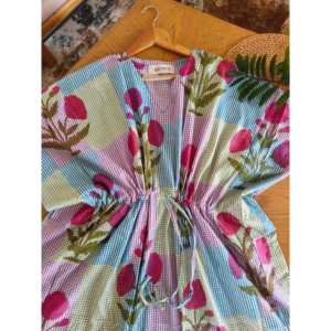 Kaftan Poppy multicolore à carreaux, taille unique, longueur 52 pouces, pour la plage, les fêtes, design décontracté personnalisé, taille basse - Product Image 5