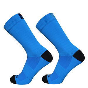 Calcetines Deportivos Premium en Oferta, Antideslizantes, Transpirables y Cómodos para Hombre y Mujer, Calcetines Largos Estampados en Venta - Product Image 6