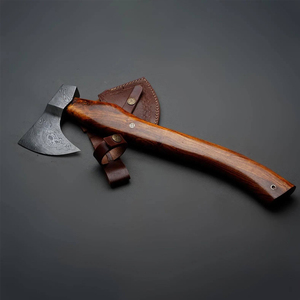 Hache de camping en plein air à grande tête en acier de Damas, acier à motif artisanal avec manche en bois robuste pour le bushcraft intensif - Product Image 3